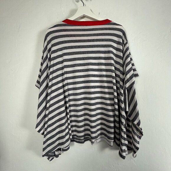Ozai N Ku Womens Striped Poncho Top Size 2 Gray White Oversized Pullover Casual - Picture 2 of 8